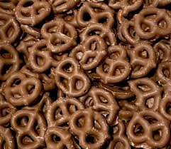 Vegan Mylk Chocolate Pretzel 150g